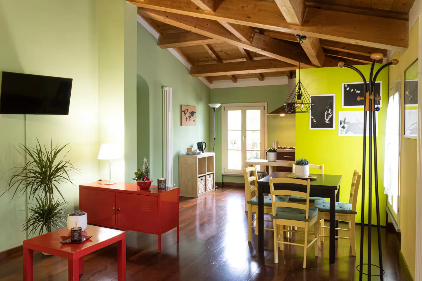 Casa Chet